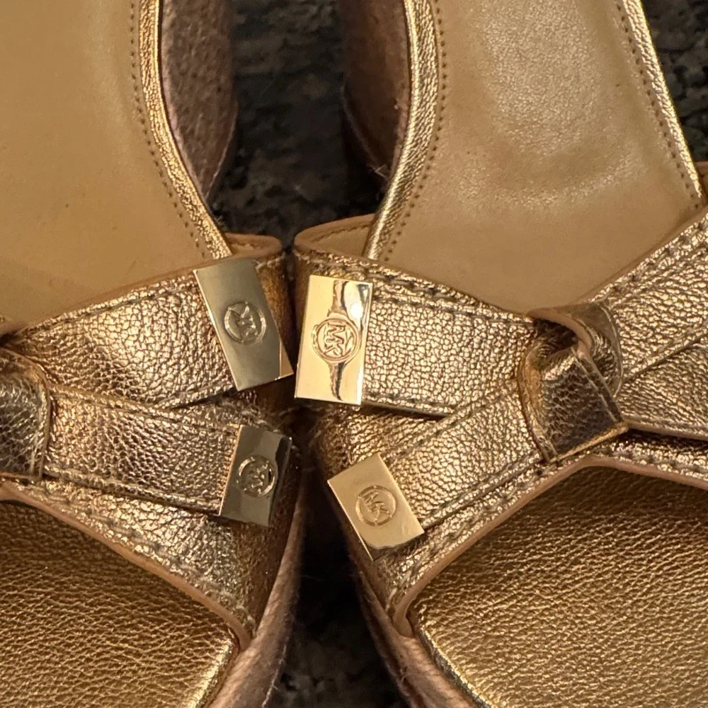Michael Kors Metallic Gold Wedge espadrille Sandals NWOT 8.5